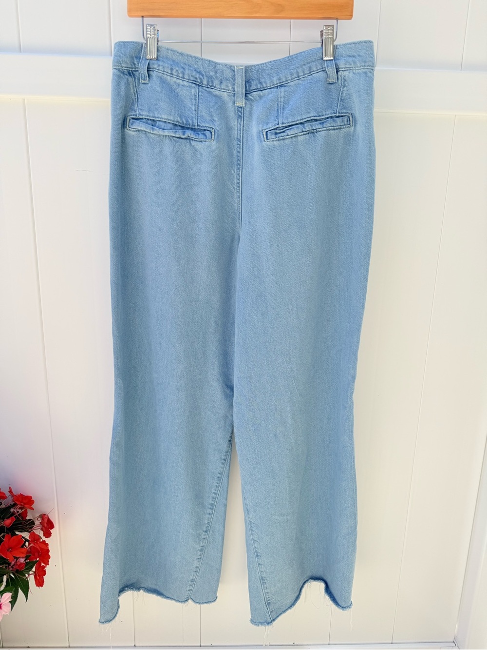We The Free Sheridan Mid Rise Light Blue Wide Leg High-Rise Jeans - Picture 2 of 7